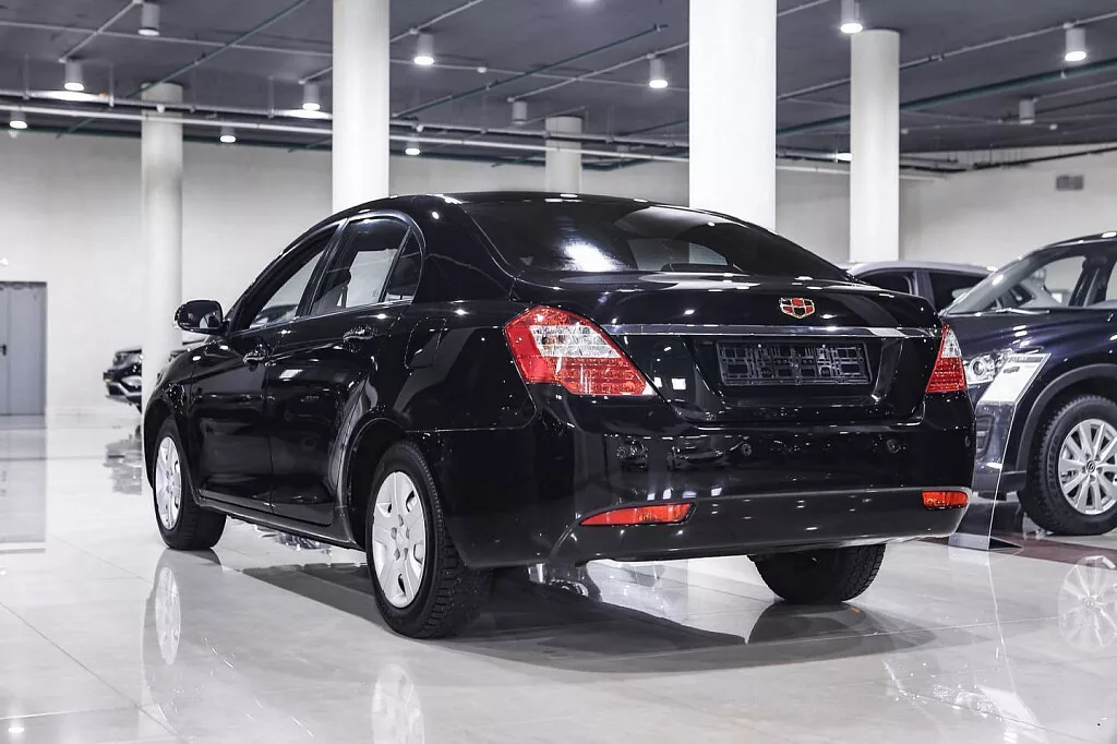 Geely Emgrand EC7