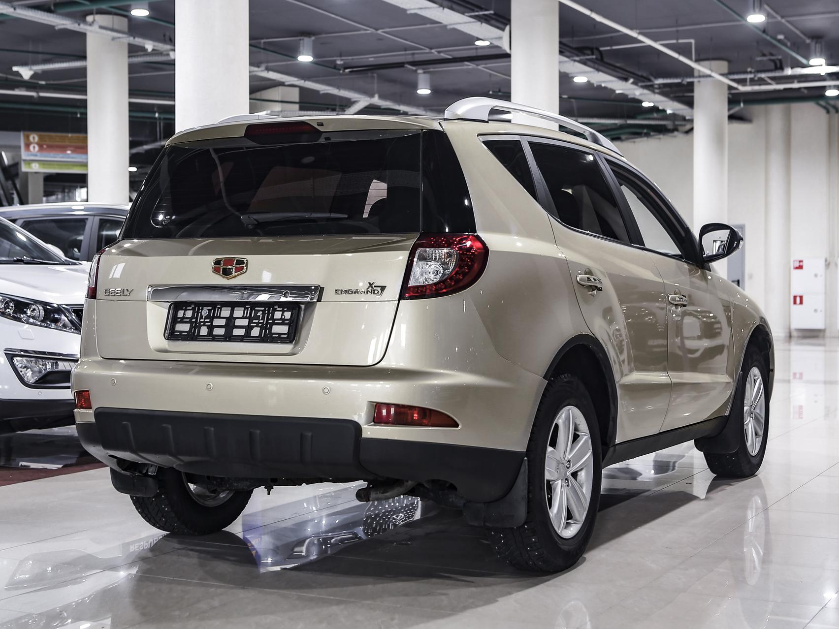 Geely Emgrand X7
