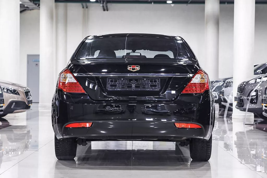 Geely Emgrand EC7