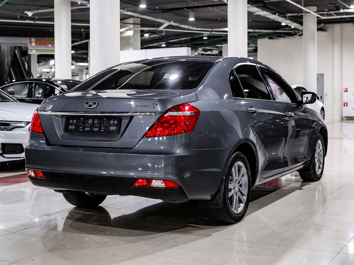 Geely Emgrand 7